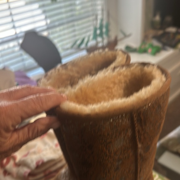 SWEET UGG TALL BOOTS MONOGRAMMED SZ8 EUC - Picture 7 of 7